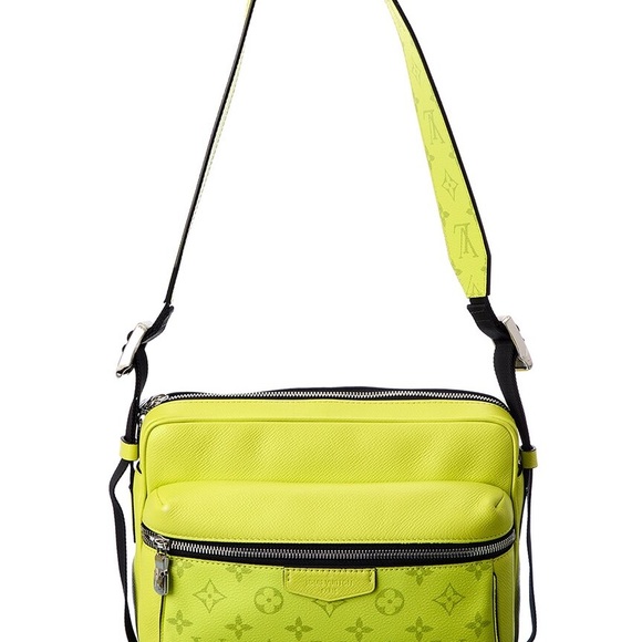 RESERVED FOR BUYER GIVEAWAY LOUIS VUITTON EUC Taigarama Neon Yellow MSNGR Bag - Picture 3 of 17